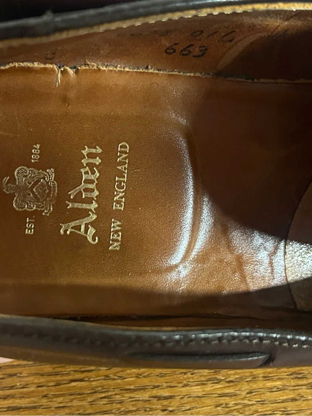 Alden Tassel Loafer burgundy calfskin leather Size 7.5